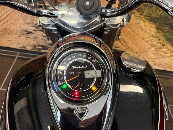 2016 Triumph THUNDERBIRD LT BLACK