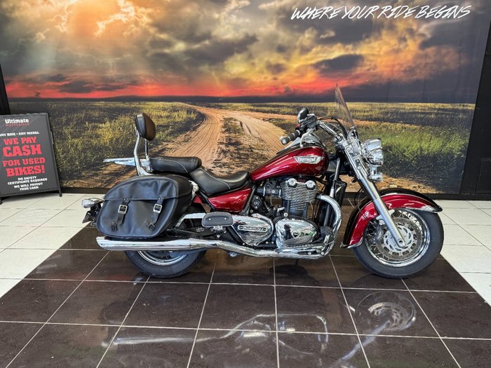 2016 Triumph THUNDERBIRD LT BLACK