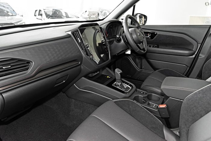 2025 Subaru Forester Hybrid Touring S6 MY26 AWD Ice Silver