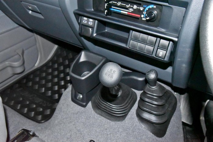 2025 Toyota Landcruiser GXL