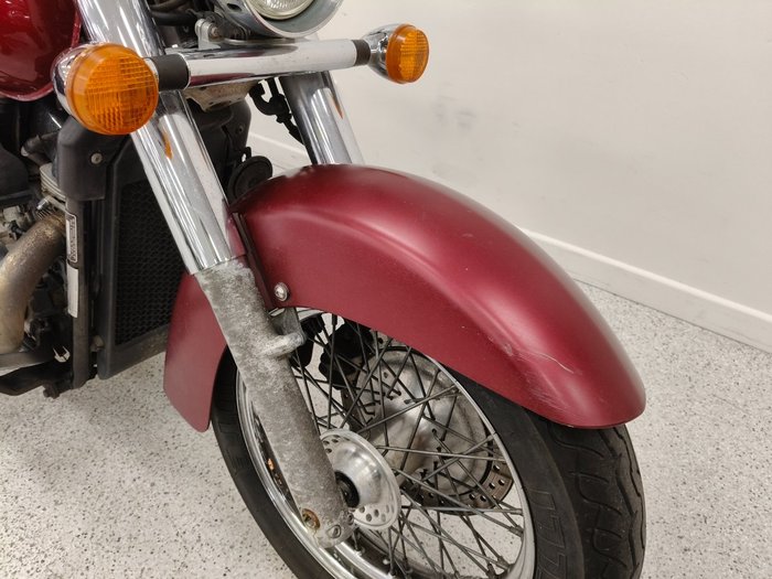 2005 Honda VT750C SHADOW Red