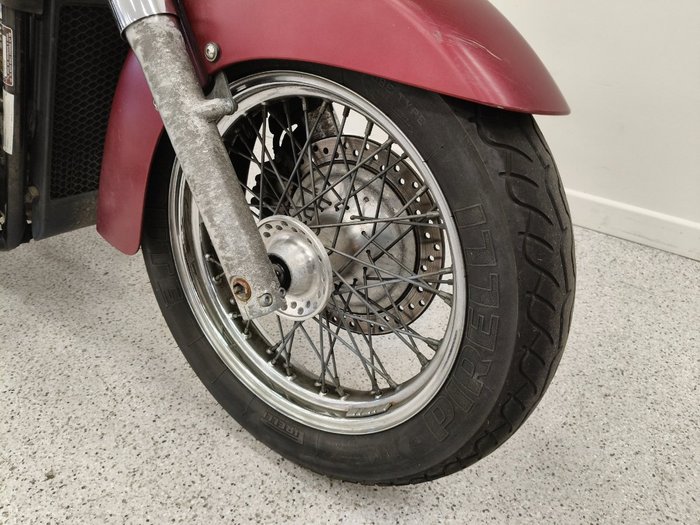 2005 Honda VT750C SHADOW Red