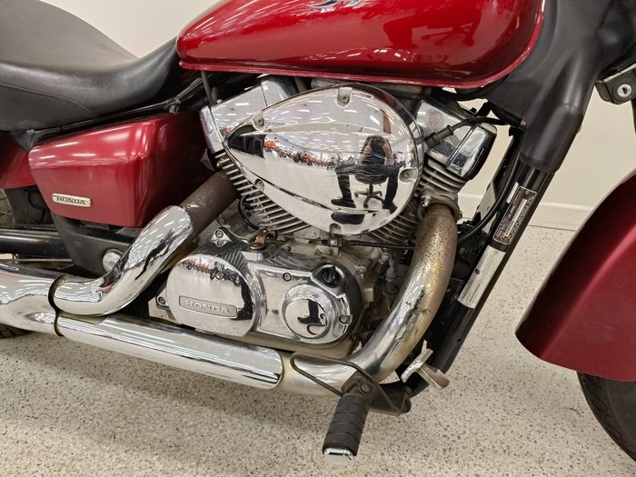 2005 Honda VT750C SHADOW Red