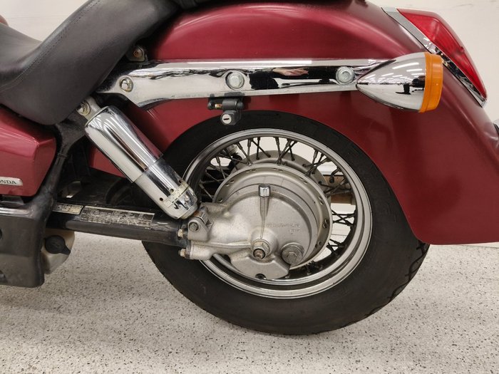 2005 Honda VT750C SHADOW Red
