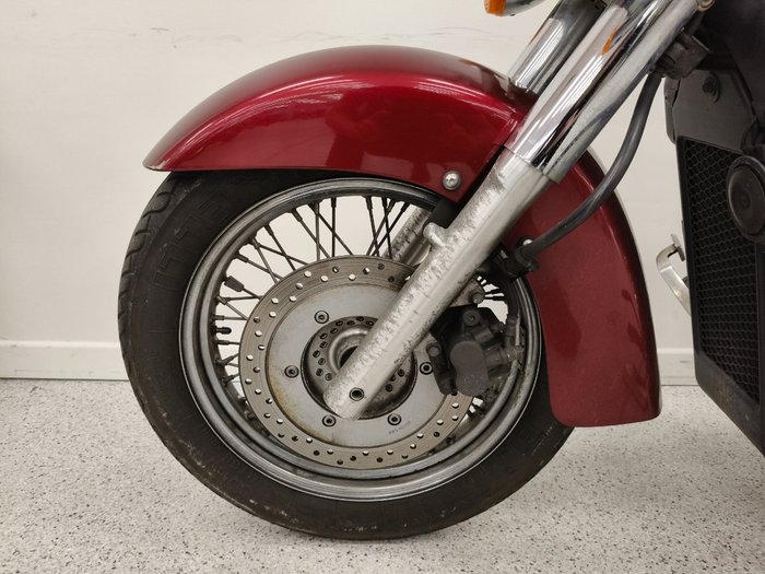 2005 Honda VT750C SHADOW Red
