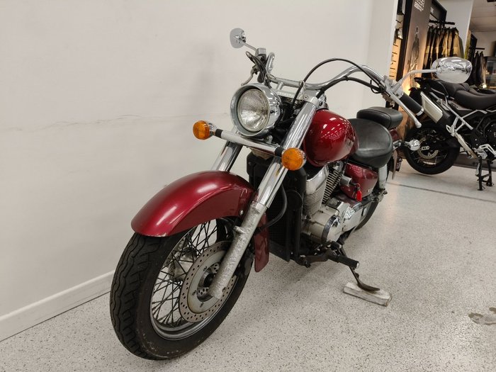 2005 Honda VT750C SHADOW Red