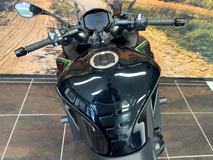 2023 Kawasaki NINJA 1000SX GREEN
