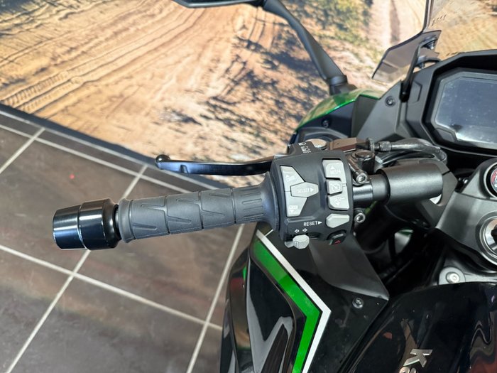 2023 Kawasaki NINJA 1000SX GREEN