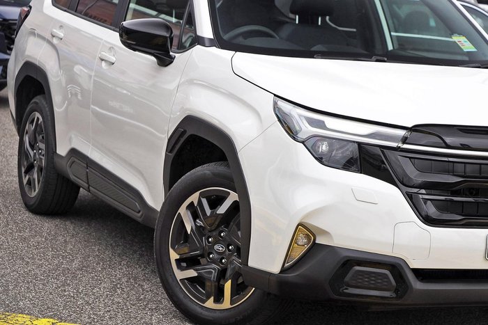 2025 Subaru Forester Touring S6 MY26 AWD Crystal White