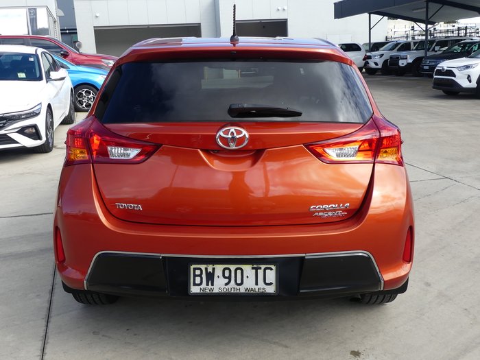 2013 Toyota Corolla Ascent Sport