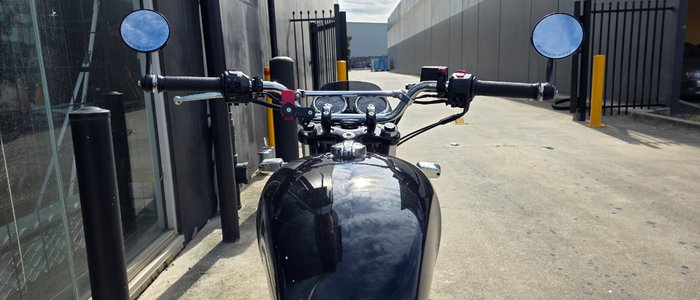 2021 Royal Enfield (see Also Enfiel INTERCEPTOR 650 CLASSIC BLACK