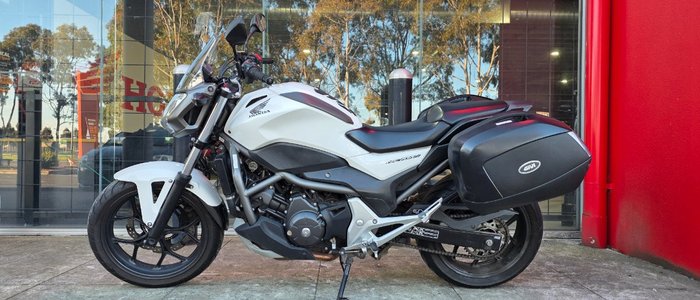 2012 Honda NC700SA WHITE