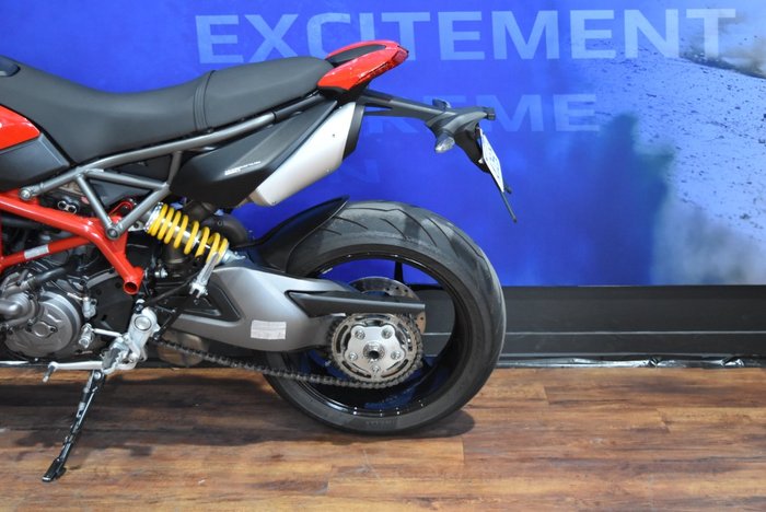 2020 Ducati HYPERMOTARD 950 (RED) Red