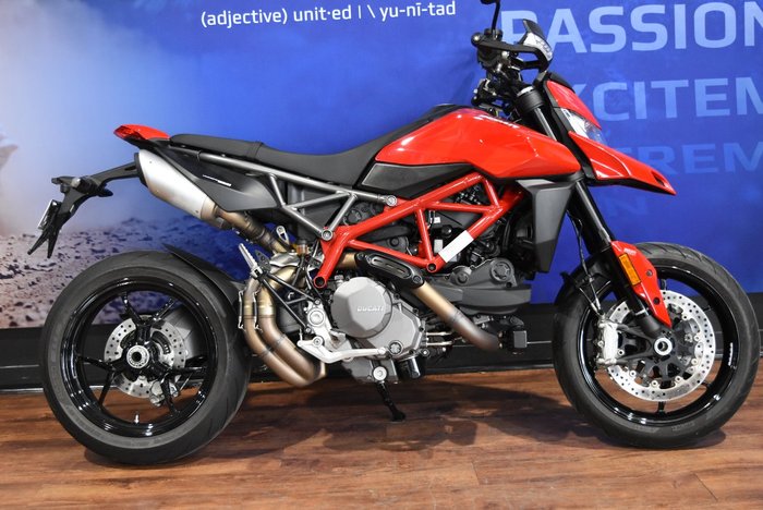 2020 Ducati HYPERMOTARD 950 (RED) Red