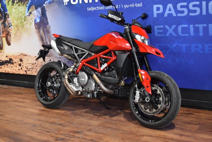 2020 Ducati HYPERMOTARD 950 (RED) Red