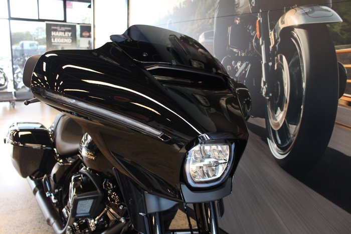 2025 Harley-davidson FLHX STREET GLIDE (117) 1