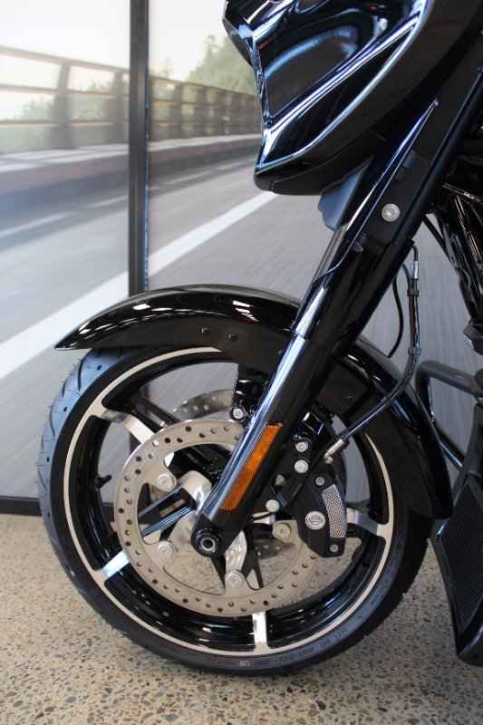 2025 Harley-davidson FLHX STREET GLIDE (117) 1