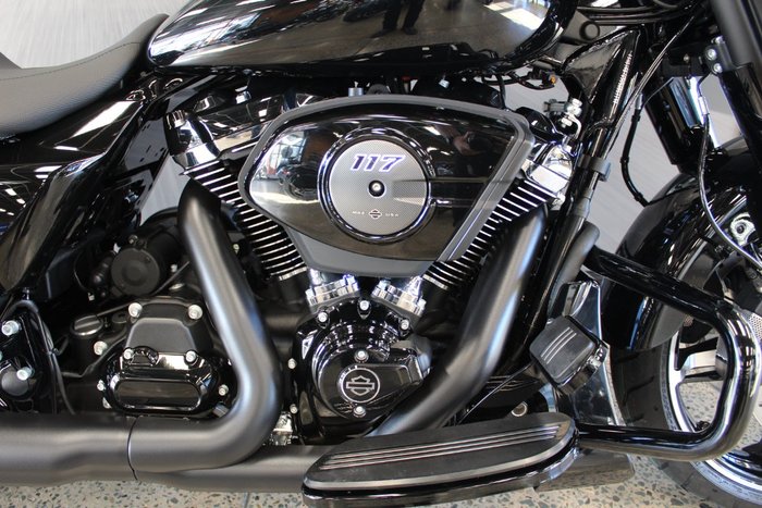 2025 Harley-davidson FLHX STREET GLIDE (117) 1