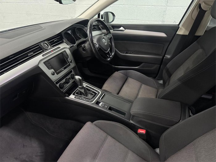 2018 Volkswagen Passat 132TSI B8 MY18 Pure White