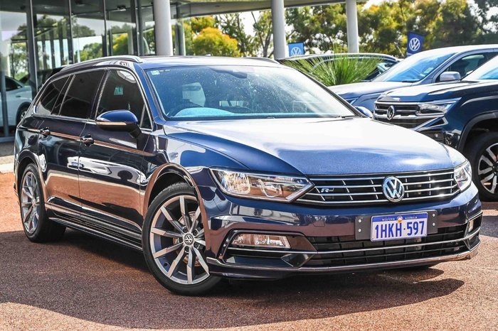 2016 Volkswagen Passat 140TDI Highline B8 MY17 Night Blue