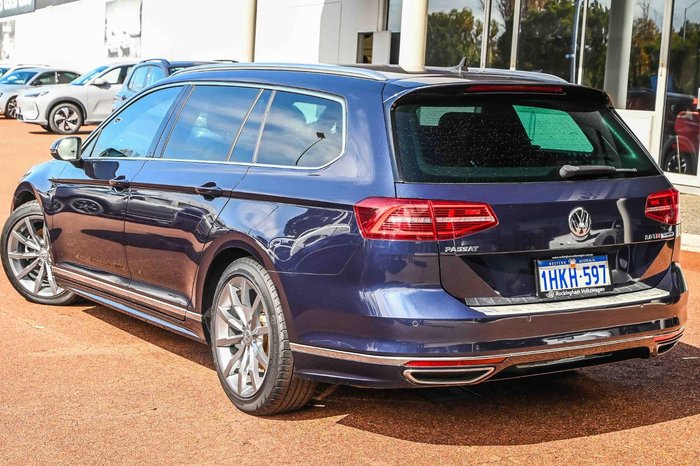 2016 Volkswagen Passat 140TDI Highline B8 MY17 Night Blue