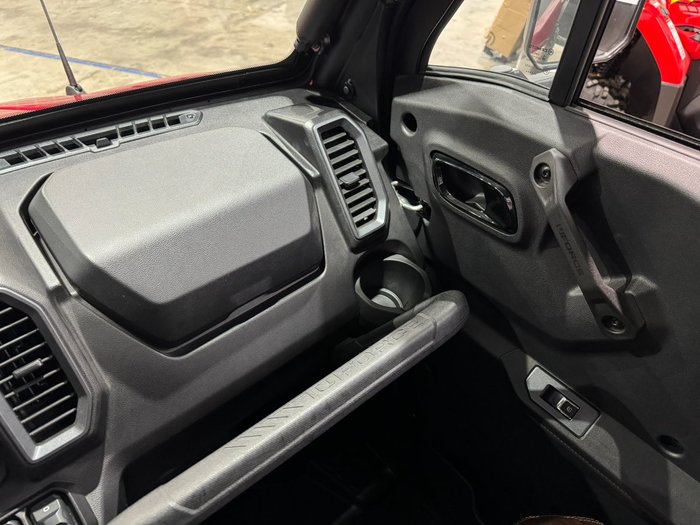 2025 CFMOTO UFORCE U10 PRO HIGHLAND