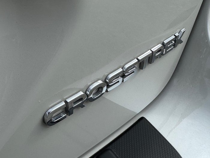 2024 Subaru Crosstrek 2.0S G6X MY24 AWD Crystal White