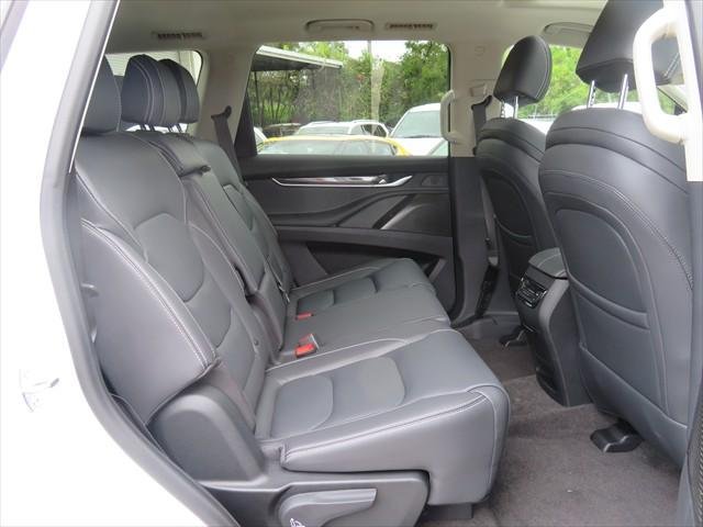 2023 LDV D90 Executive