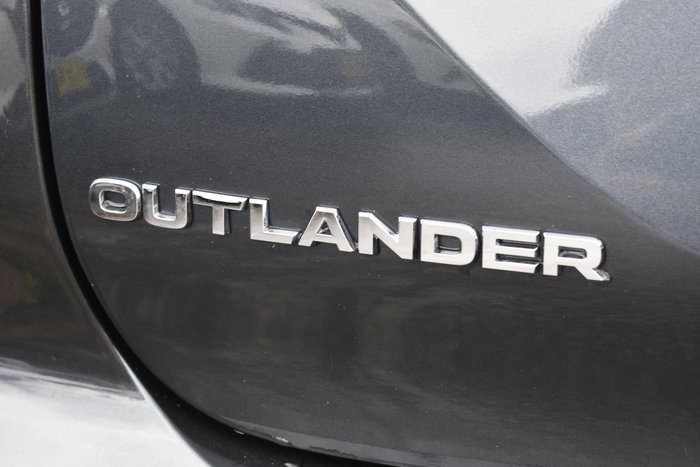 2024 Mitsubishi Outlander ES ZM MY24 Graphite Grey