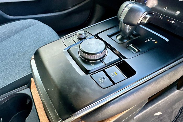 2022 Mazda MX-30 G20e Evolve