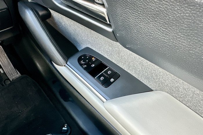 2022 Mazda MX-30 G20e Evolve