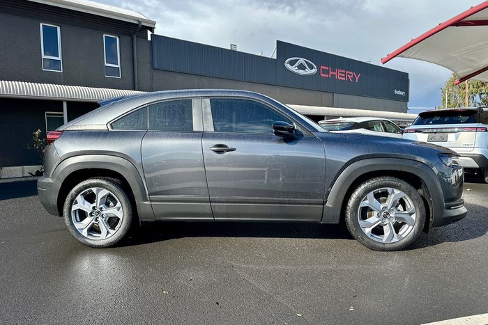 2022 Mazda MX-30 G20e Evolve