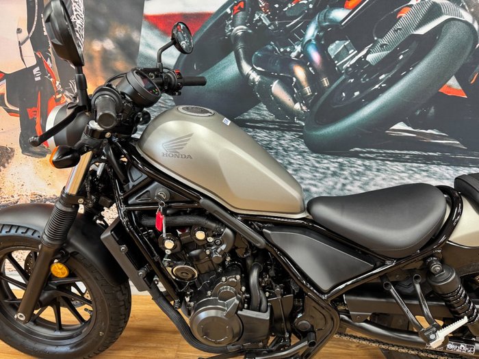 2017 Honda CMX500 GREY
