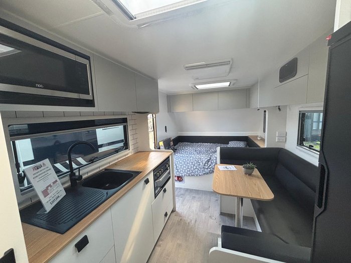 2025 New Age Caravans Roadowl 19 Expedition