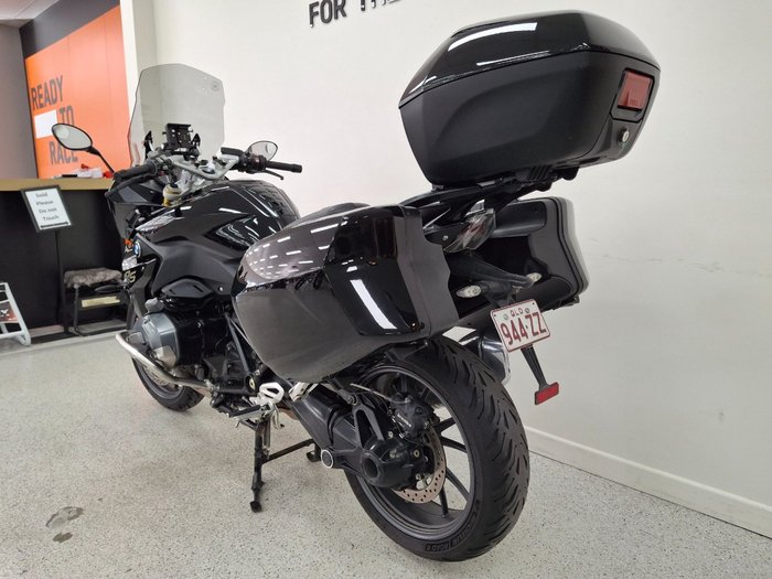 2018 BMW Motorrad R1200 RS Black