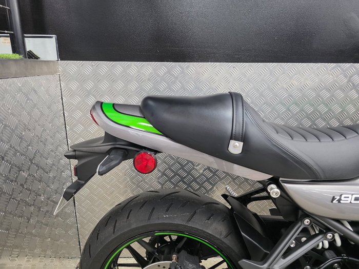 2019 Kawasaki Z900RS CAFE GREY