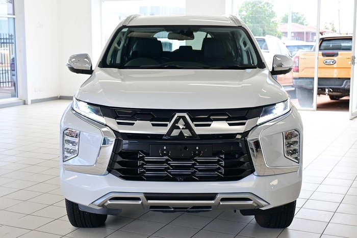 2025 Mitsubishi Pajero Sport GLS