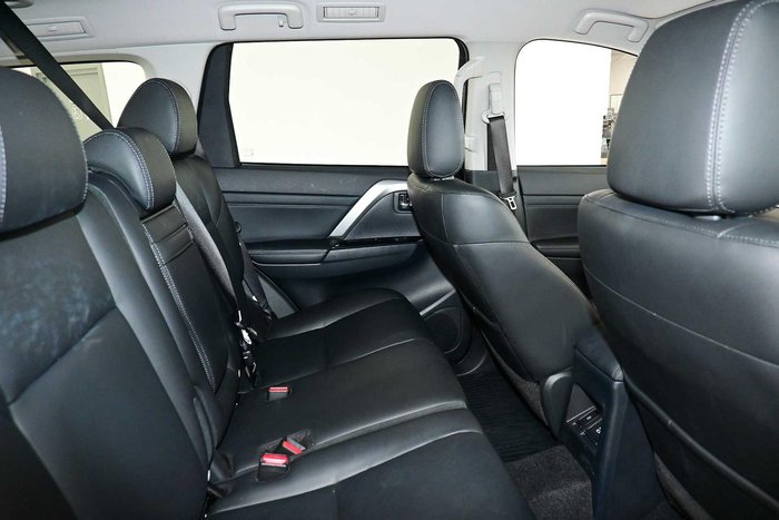 2025 Mitsubishi Pajero Sport GLS