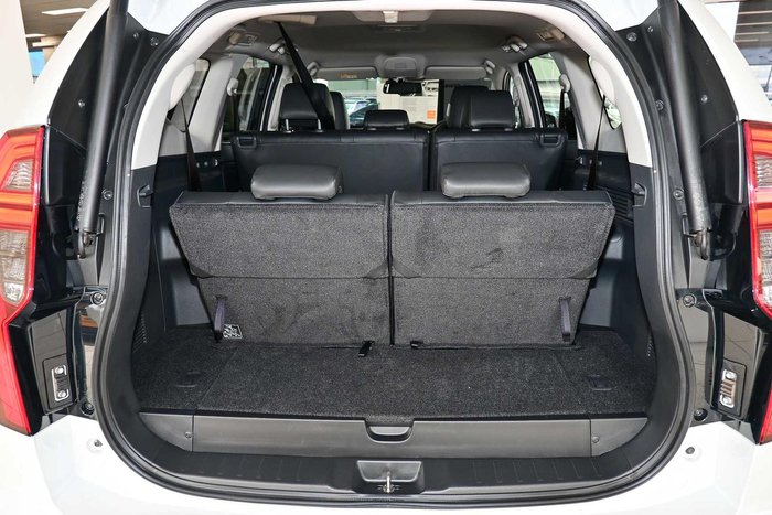 2025 Mitsubishi Pajero Sport GLS