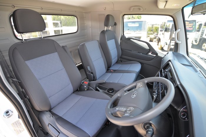 2025 HYUNDAI EX9 ELWB SILVER