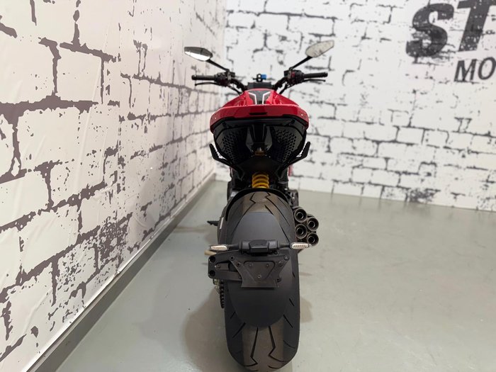 2024 Ducati Diavel V4 Diavel Red