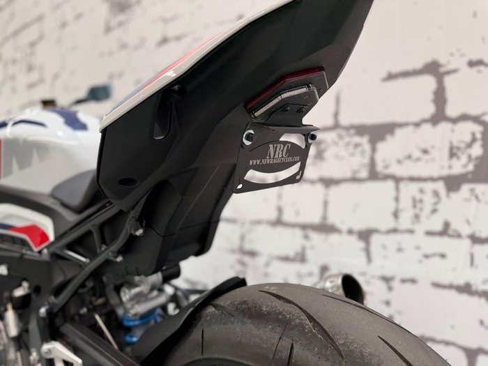 2025 BMW M 1000 R M 1000