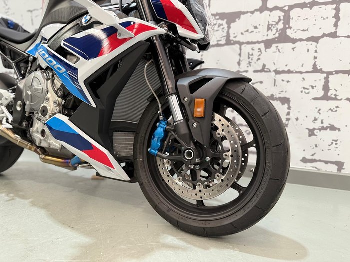 2025 BMW M 1000 R M 1000