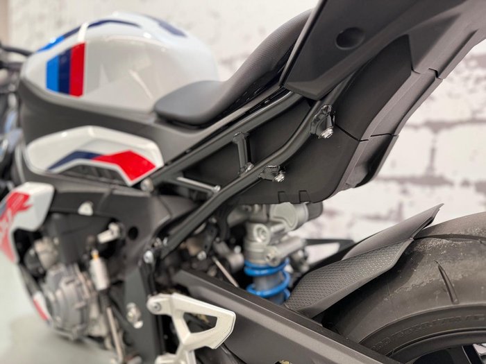 2025 BMW M 1000 R M 1000