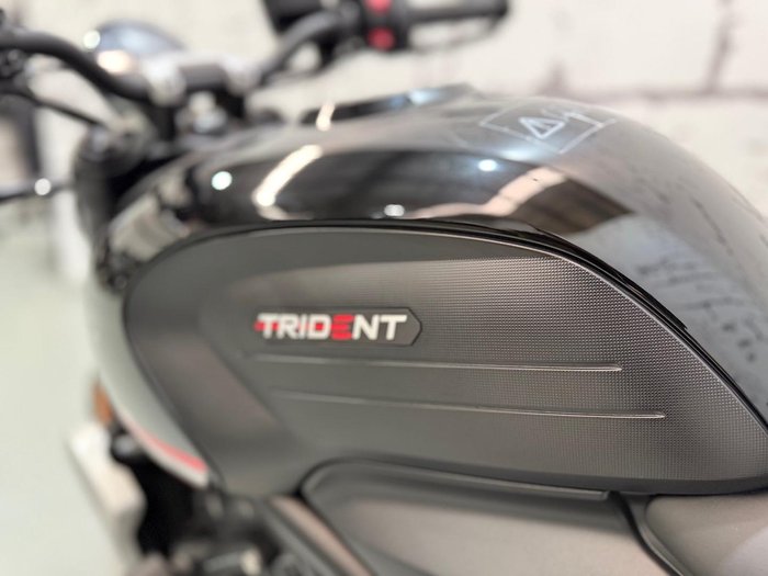 2023 Triumph Trident 660 Trident Black