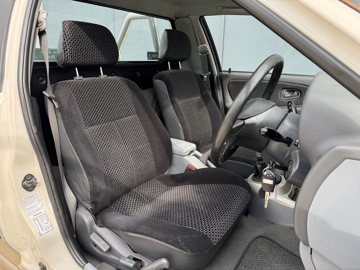 2003 Proton Jumbuck GLSi Solid White