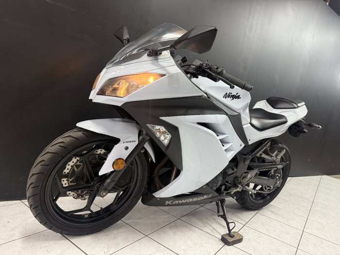 2014 Kawasaki NINJA 300 ABS