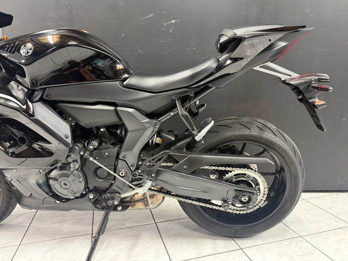 2022 Yamaha YZF-R7LA Black