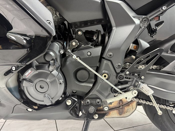 2022 Yamaha YZF-R7LA Black