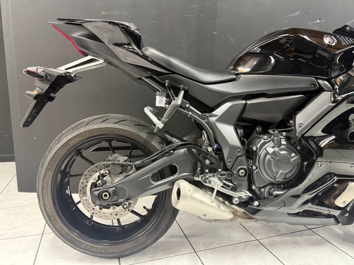 2022 Yamaha YZF-R7LA Black